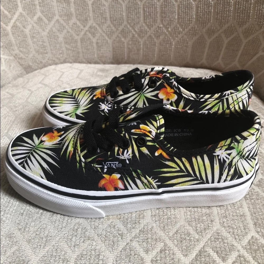 Kids Vans decay Palms